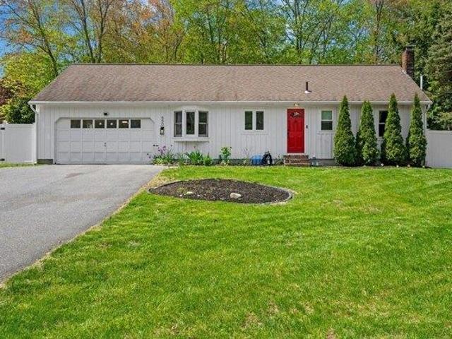 House for sale in Shrewsbury, Massachusetts