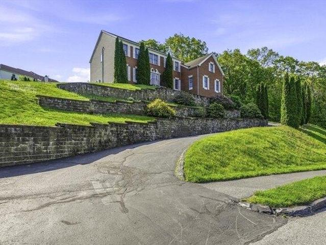 House for sale in Shrewsbury, Massachusetts