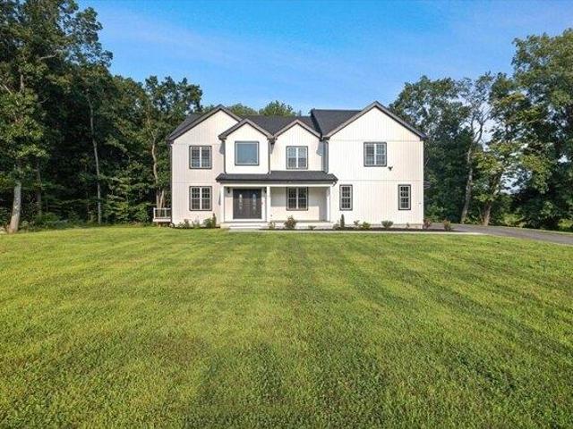 House for sale in Shrewsbury, Massachusetts