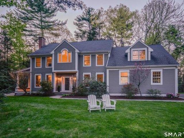 House for sale in Simsbury, Connecticut