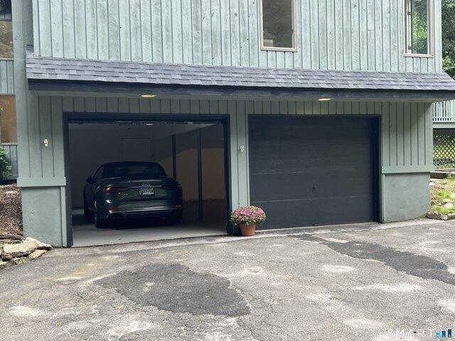 House for sale in Canton, Connecticut