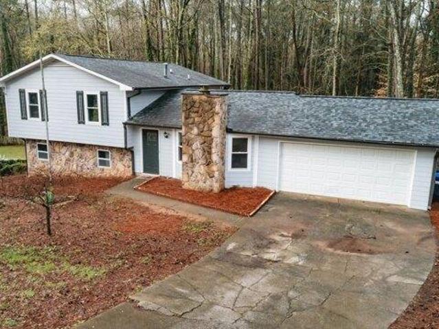 House for sale in Snellville, Georgia