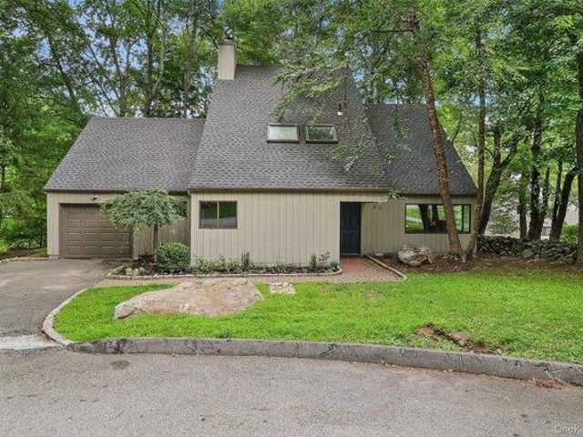 House for sale in Amawalk, New York
