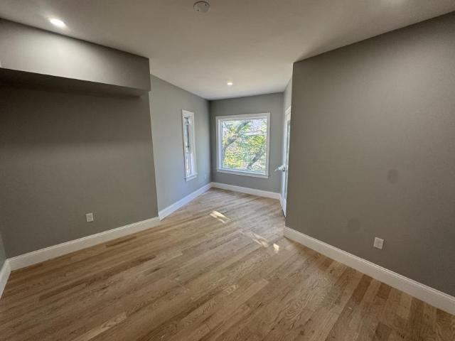 House for rent in Spring Hill Historic District, Somerville