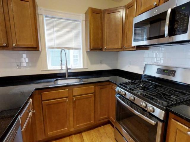 Condo for rent in West Somerville, Somerville