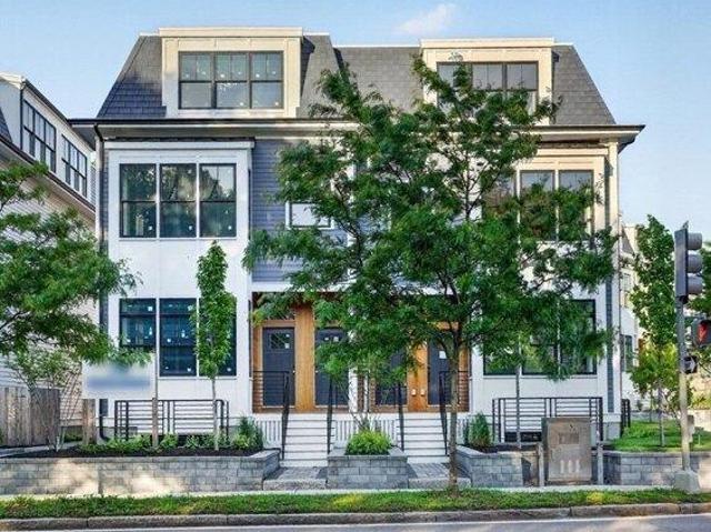 Condo for sale in West Somerville, Somerville