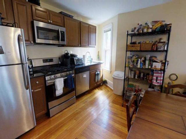 Condo for rent in West Somerville, Somerville