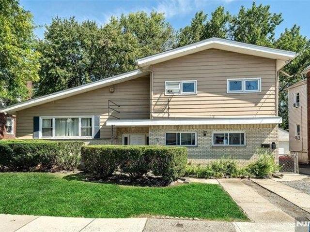 House for sale in South Hackensack, Bergen County