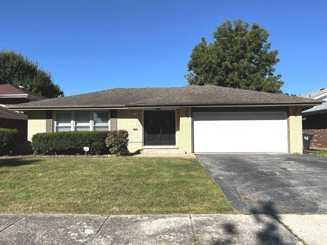 House for sale in South Holland, Illinois