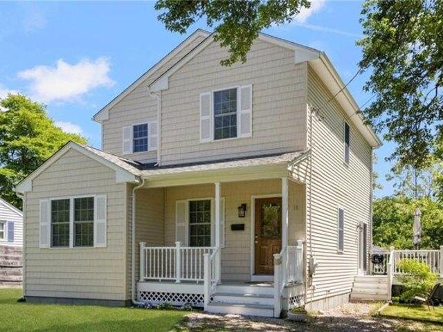 House for sale in Kingston, Rhode Island