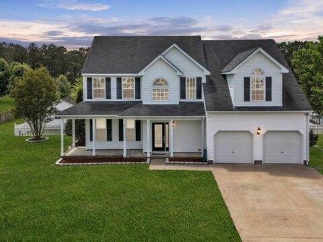 House for sale in South Mills
