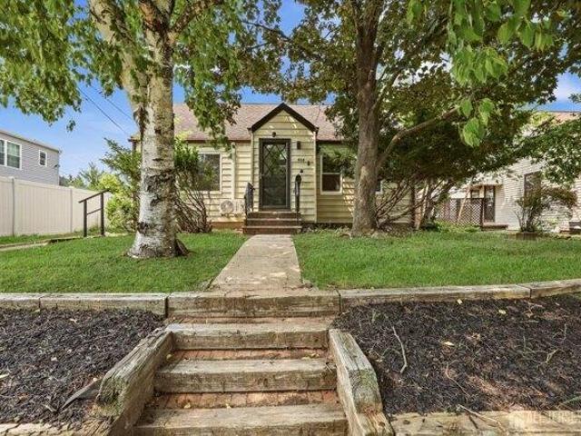House for sale in South Plainfield, New Jersey