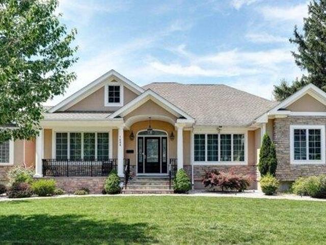 House for sale in Samptown, South Plainfield