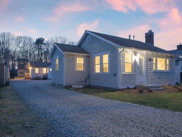 House for sale in South Yarmouth