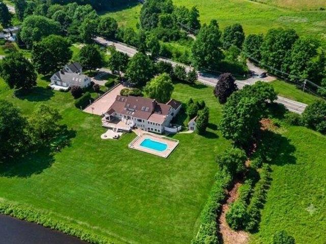 House for sale in Southborough, Massachusetts