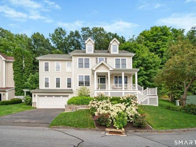 House for sale in Southbury, Connecticut