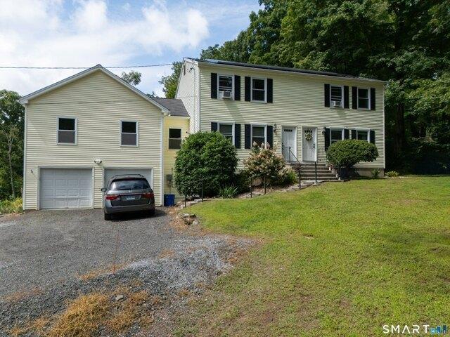House for sale in Southbury, Connecticut