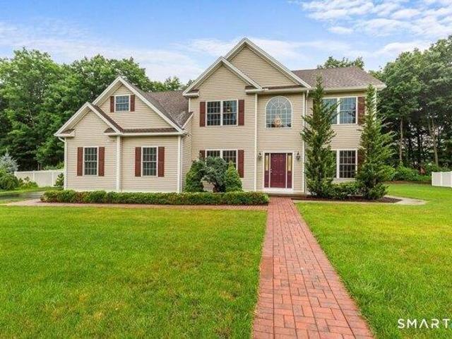 House for sale in Southington, Connecticut