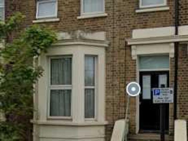 House for sale in Plaistow