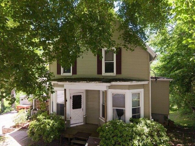 House for sale in Spencer, Massachusetts