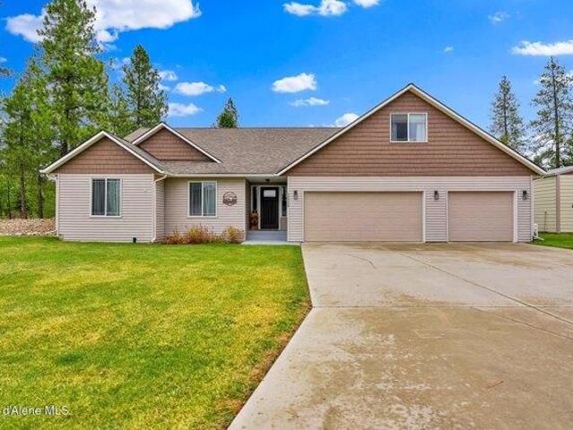 House for sale in Spirit Lake, Idaho