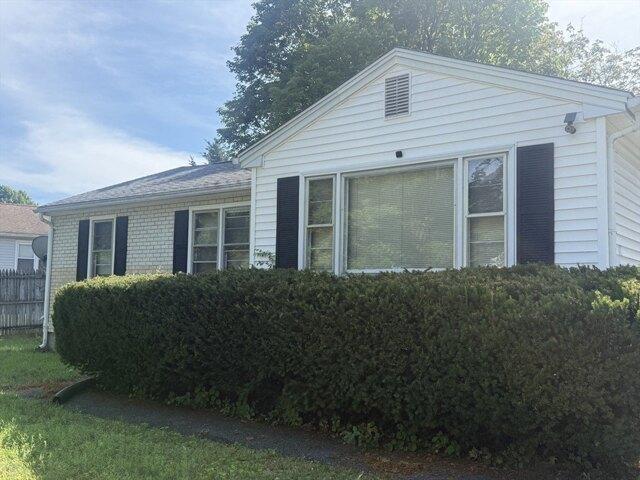 House for sale in Hampden, Massachusetts
