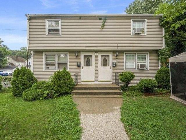 House for sale in Hampden, Massachusetts