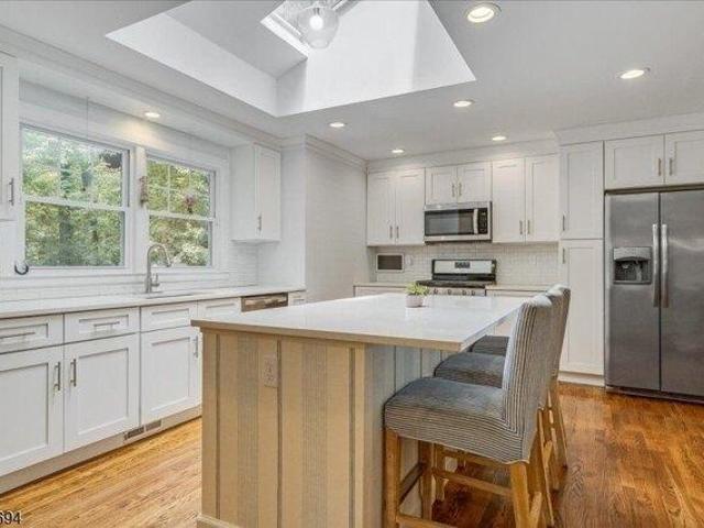 House for sale in Springfield, New Jersey