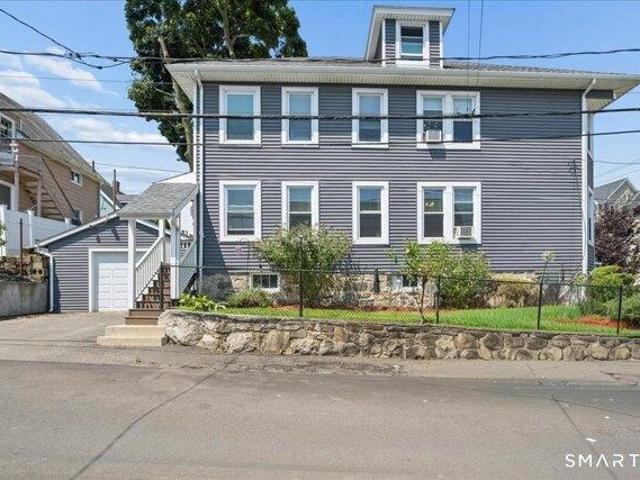 House for sale in Cos Cob, Connecticut