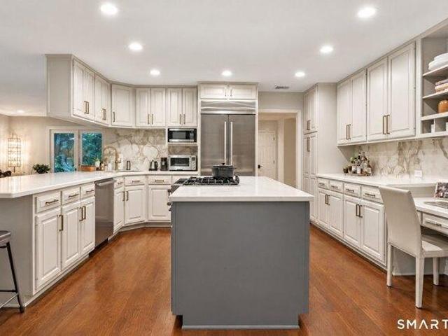 House for sale in Turn of River, Stamford