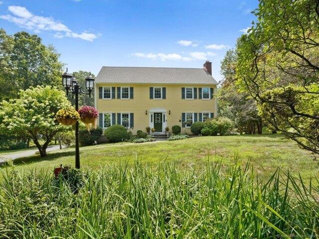 House for sale in Cos Cob, Connecticut