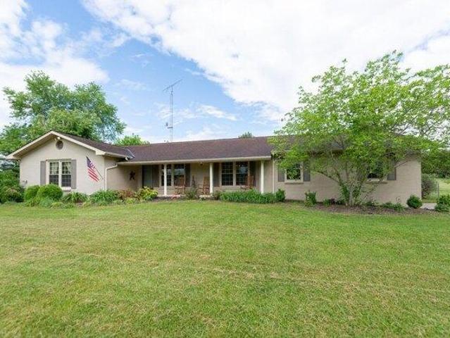 House for sale in Stamping Ground, Kentucky