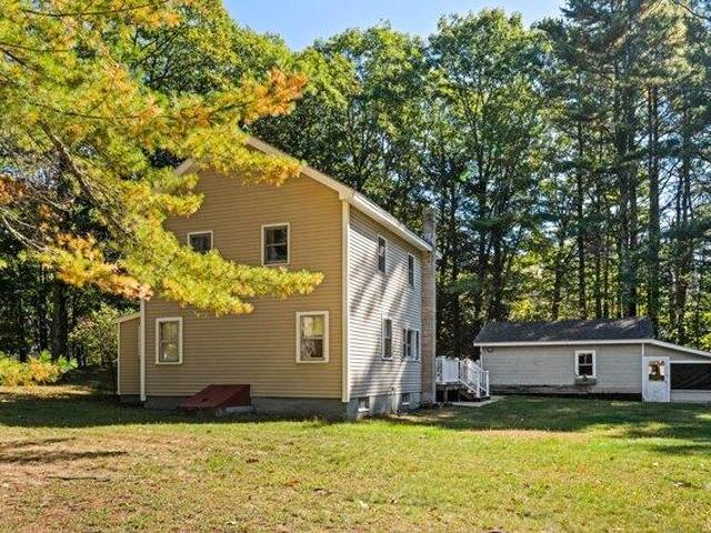 House for sale in Standish, Cumberland County