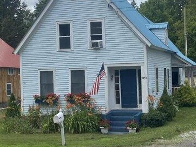 House for sale in Mill Village, Stoddard