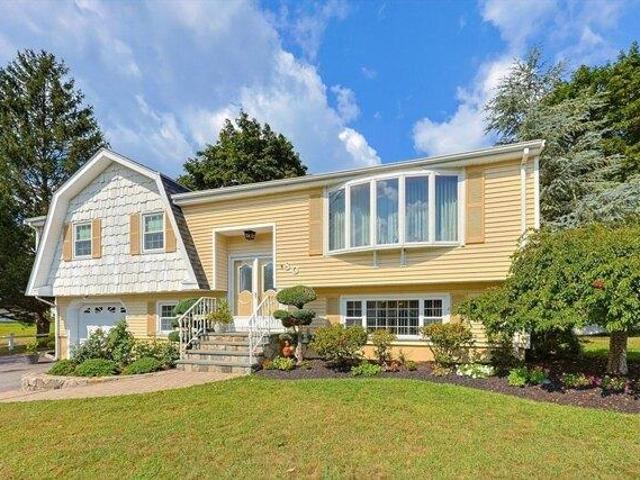 House for sale in Stoughton, Massachusetts