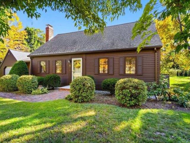 House for sale in Stow, Middlesex County