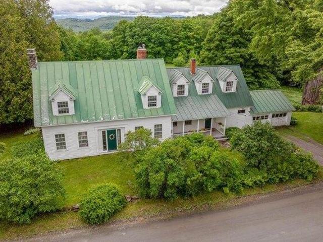 House for sale in Strafford, Vermont