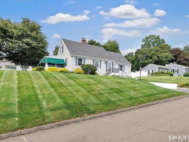 House for sale in Pecks Mill, Stratford
