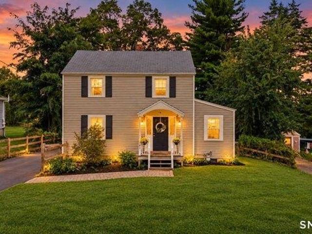 House for sale in Pecks Mill, Stratford