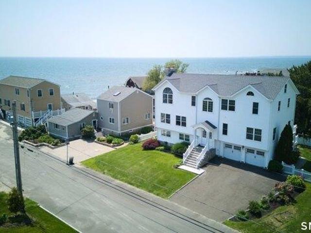 House for sale in Stratford, Connecticut