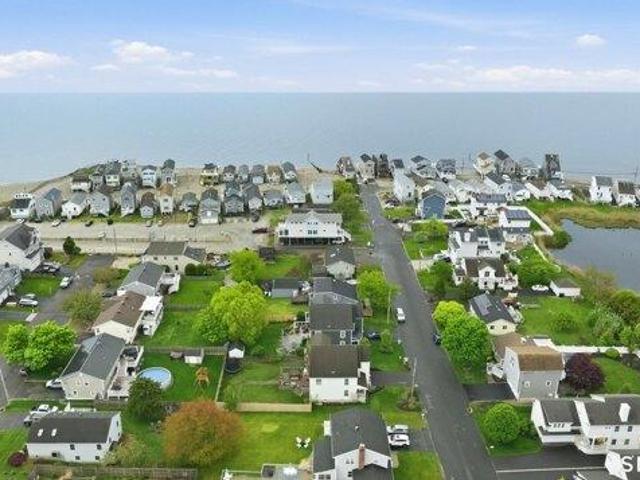 House for sale in Stratford, Connecticut
