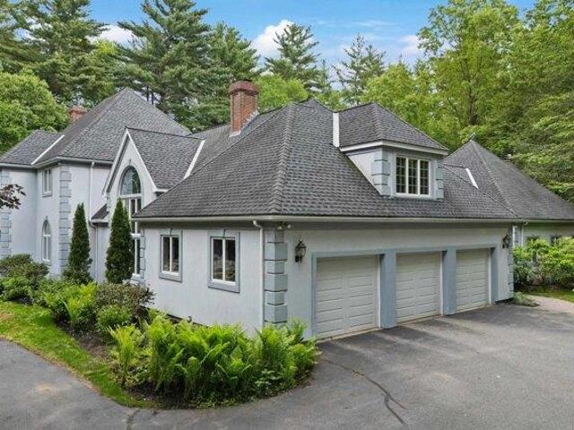 House for sale in New Hampshire