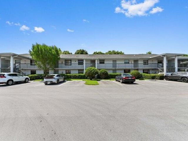 Condo for sale in Stuart