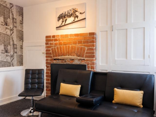 Room for rent in St. Mildred's, The Bridge