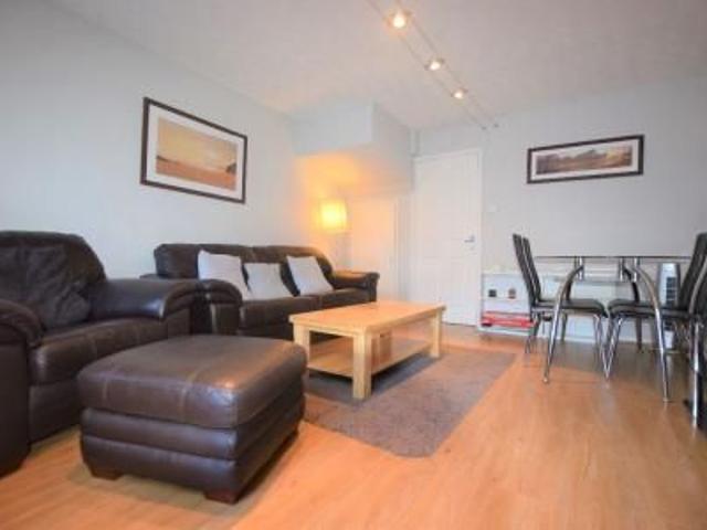 Room for rent in St. Mildred's, The Bridge