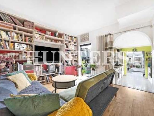 Studio for sale in Tottenham Hale, Greater London