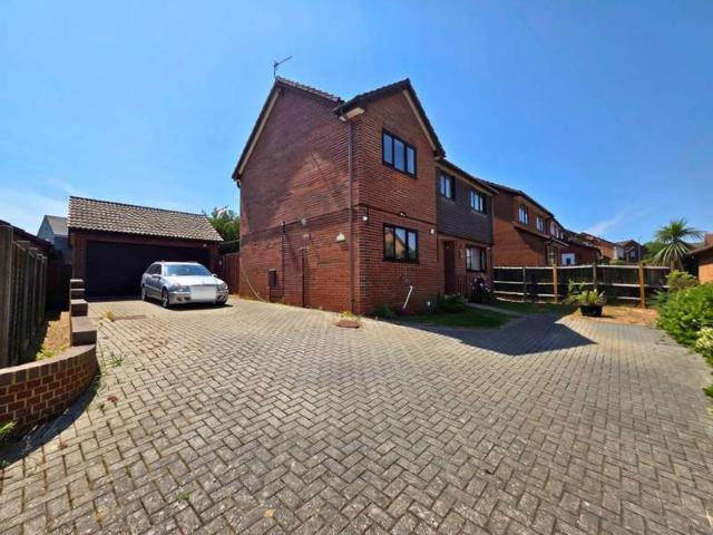 Studio for sale in Littlemoor, Weymouth
