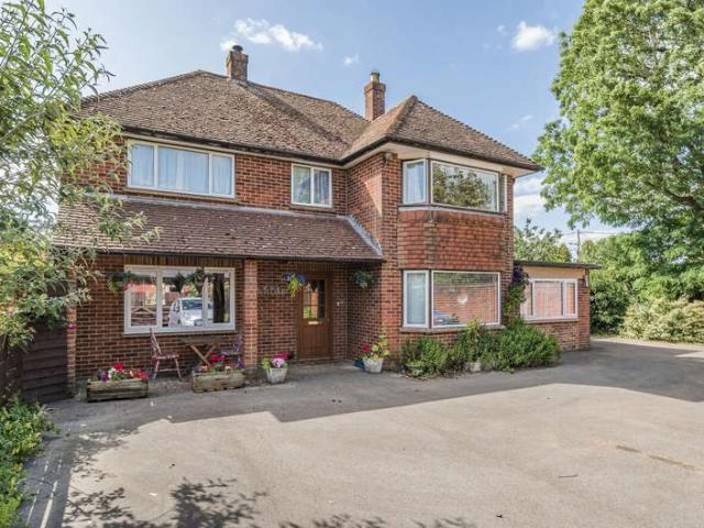 Studio for sale in Ludgershall, Wiltshire