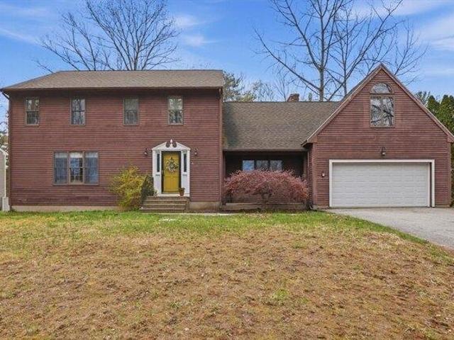 House for sale in Fiskdale, Massachusetts