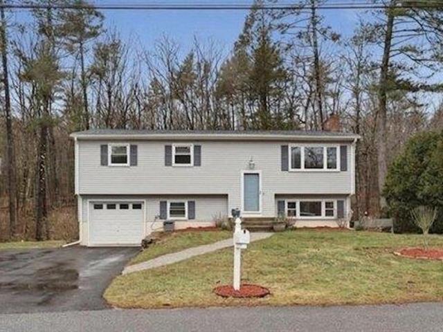 House for sale in Fiskdale, Massachusetts